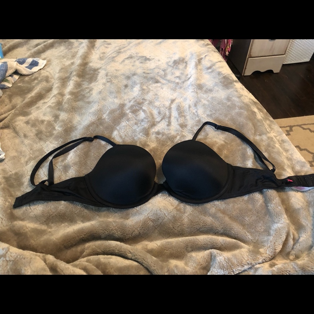 PINK bra in amazing condition